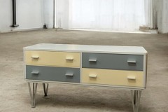 credenza-cassettiera-mid-century-bicolore